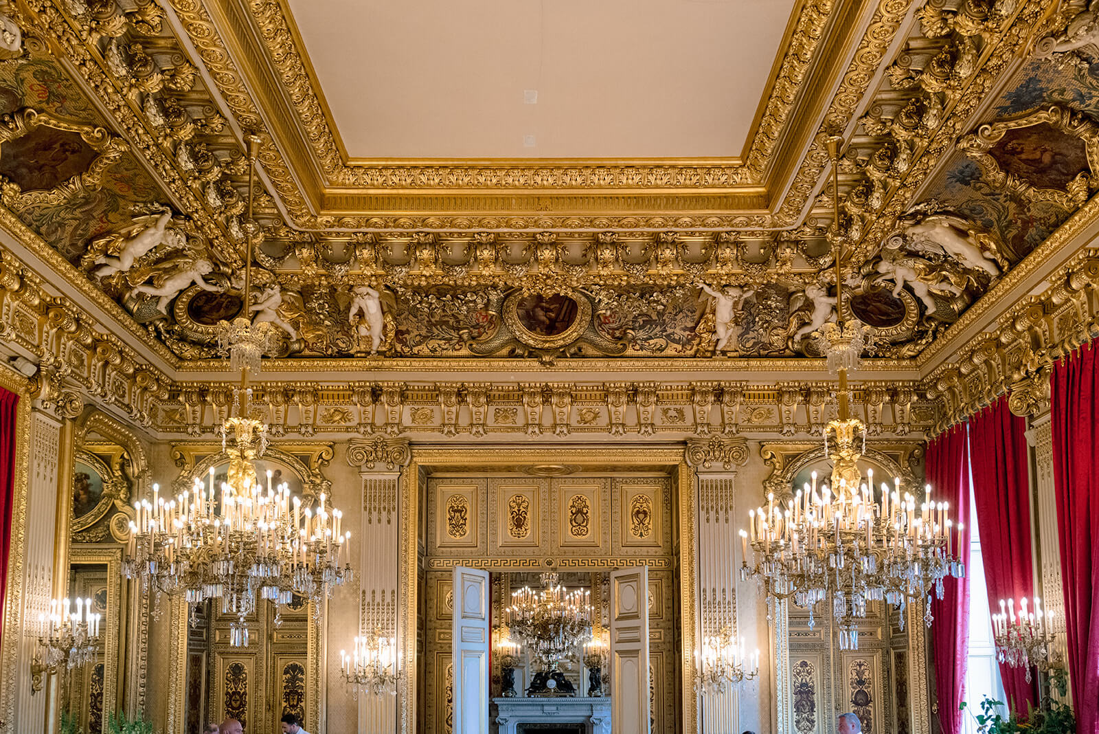 Quai d'Orsay Interior